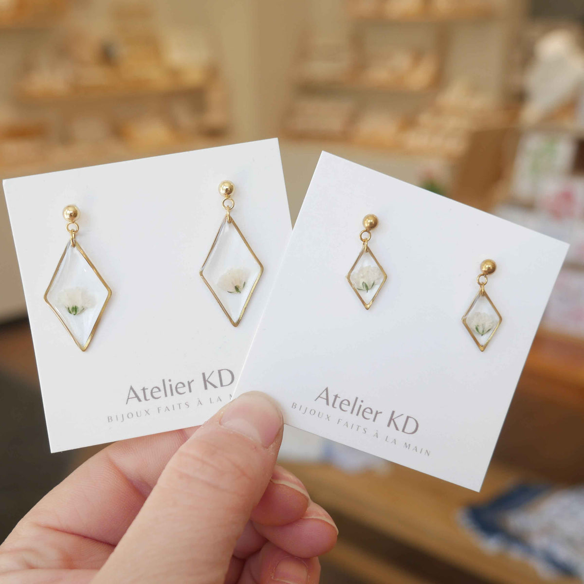 Boucles d'oreilles Gigi blanc - losange
