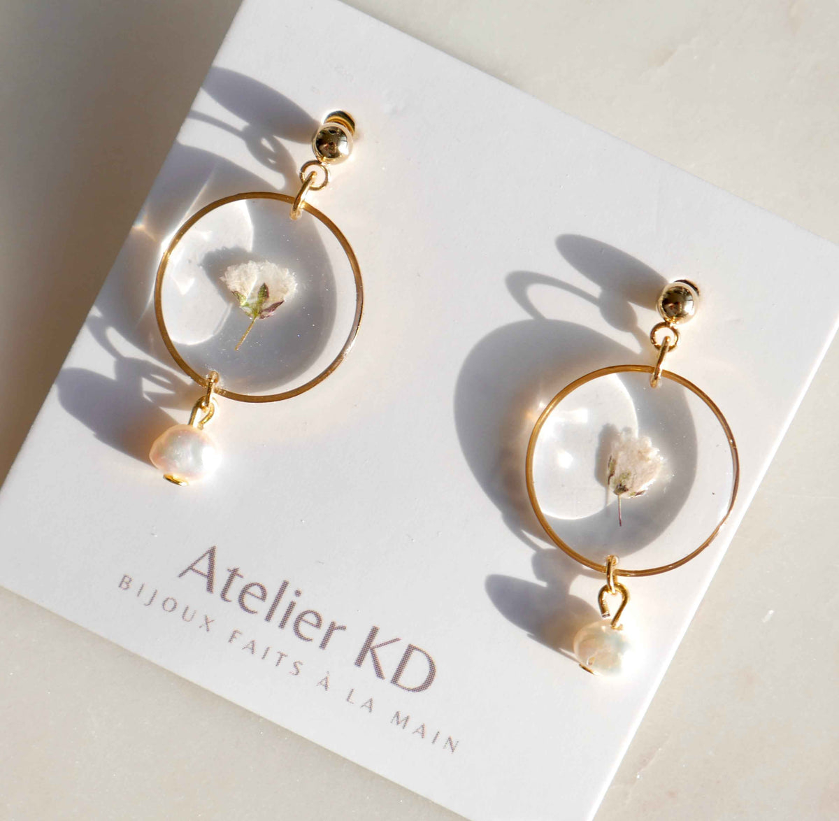 Boucles d’oreilles Perla - fleur de gypsophile - rond