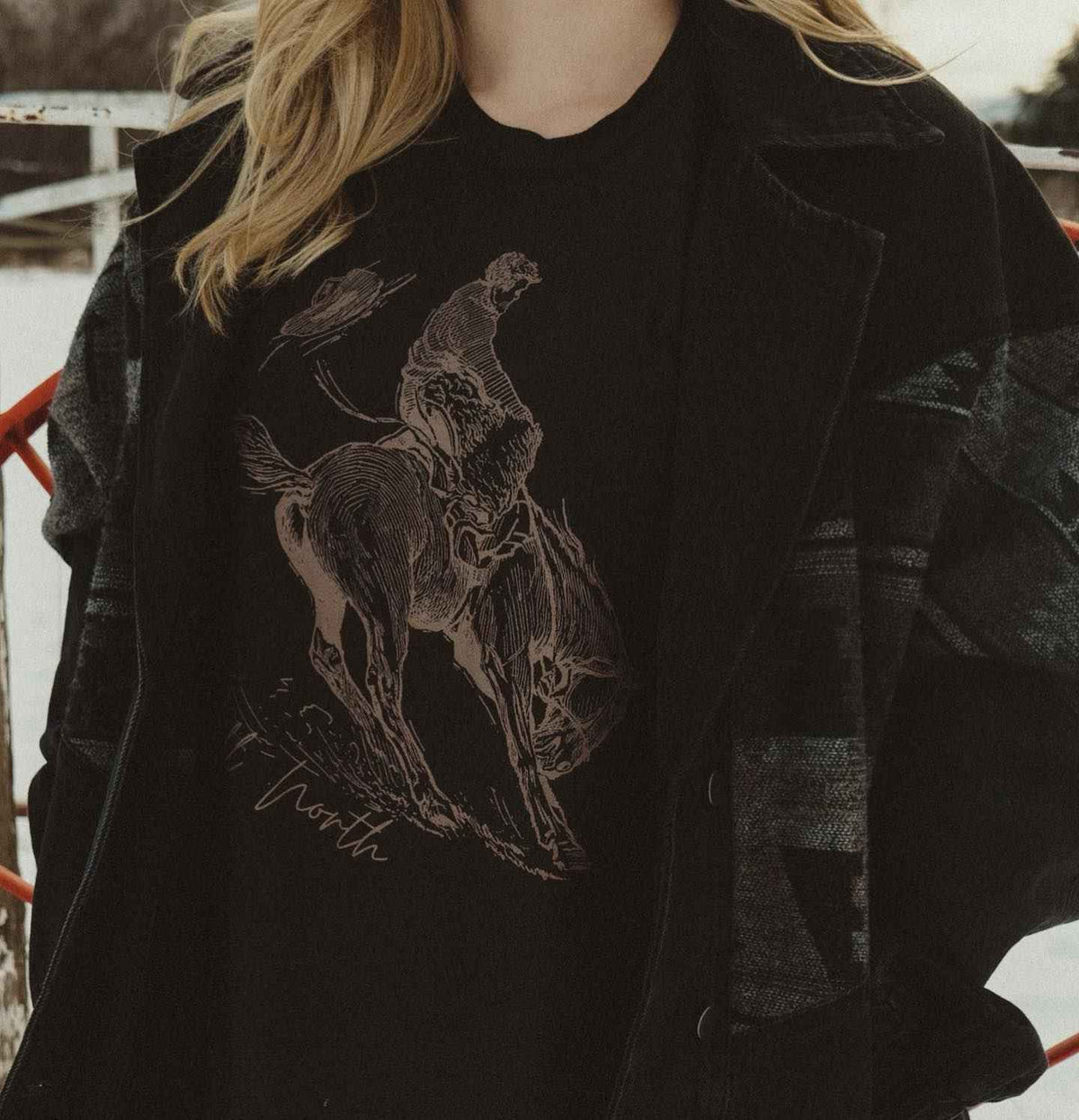 BUCKING HORSE TEE