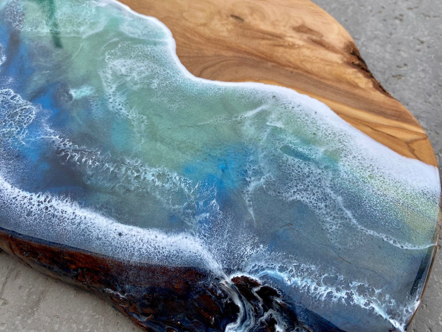 Olive Wood Charcuterie Board - AURABAGS SHOP