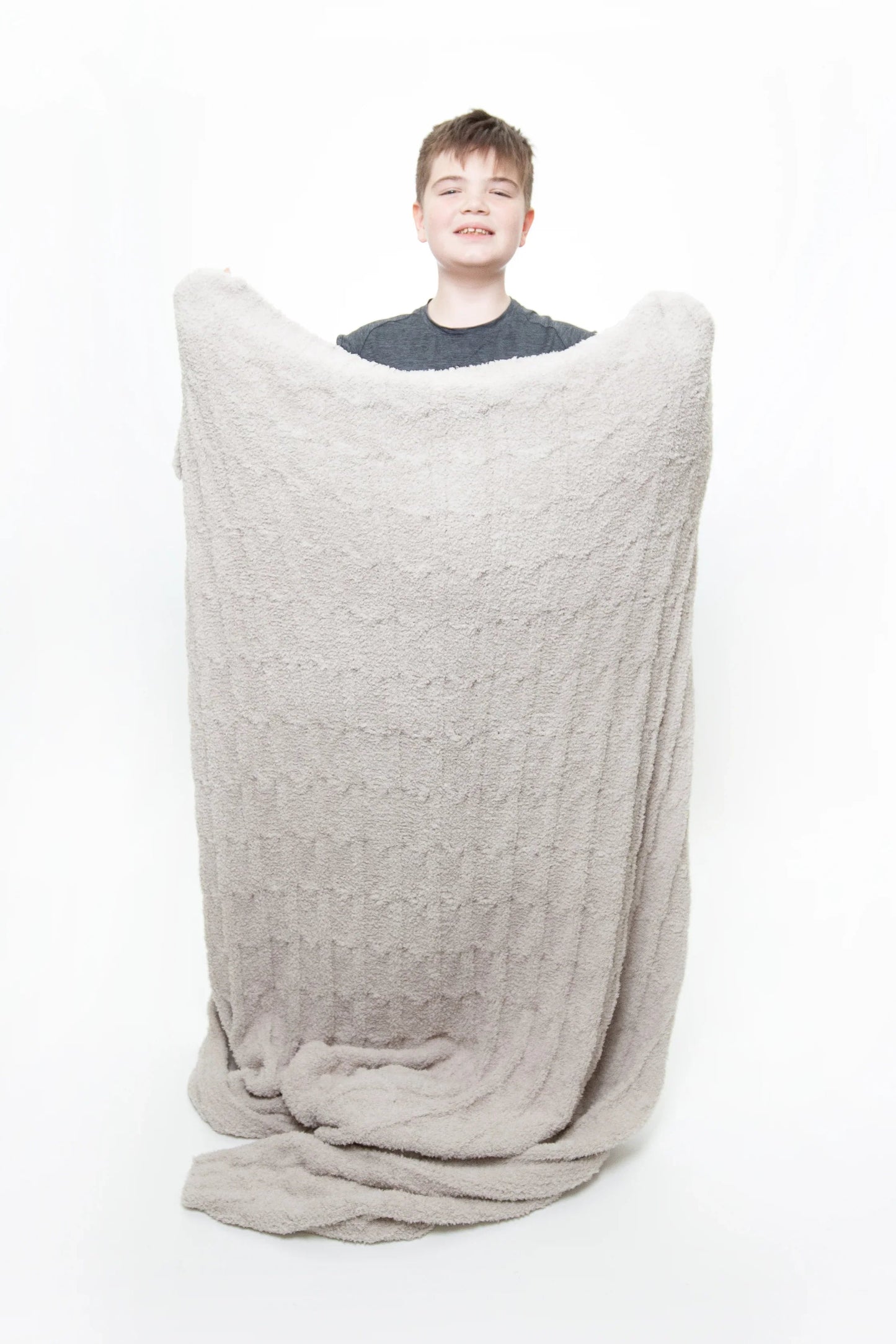 Foggy Dew Cable Knit Extended Throw
