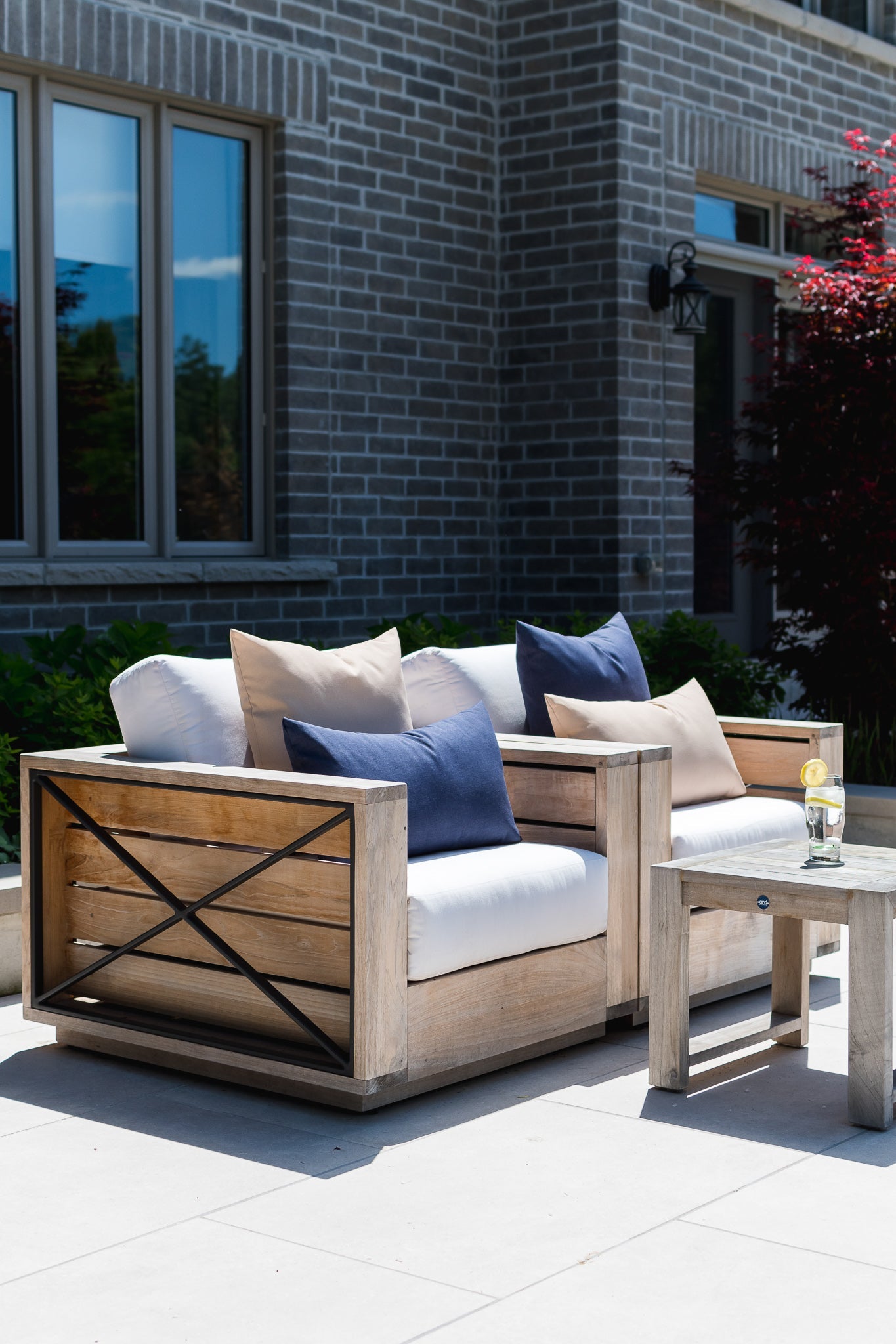OUTDOOR PILLOW - NAVY 20"