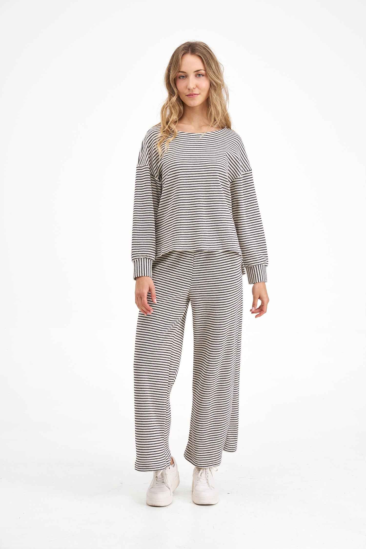 Women's Knit Sweatshirt