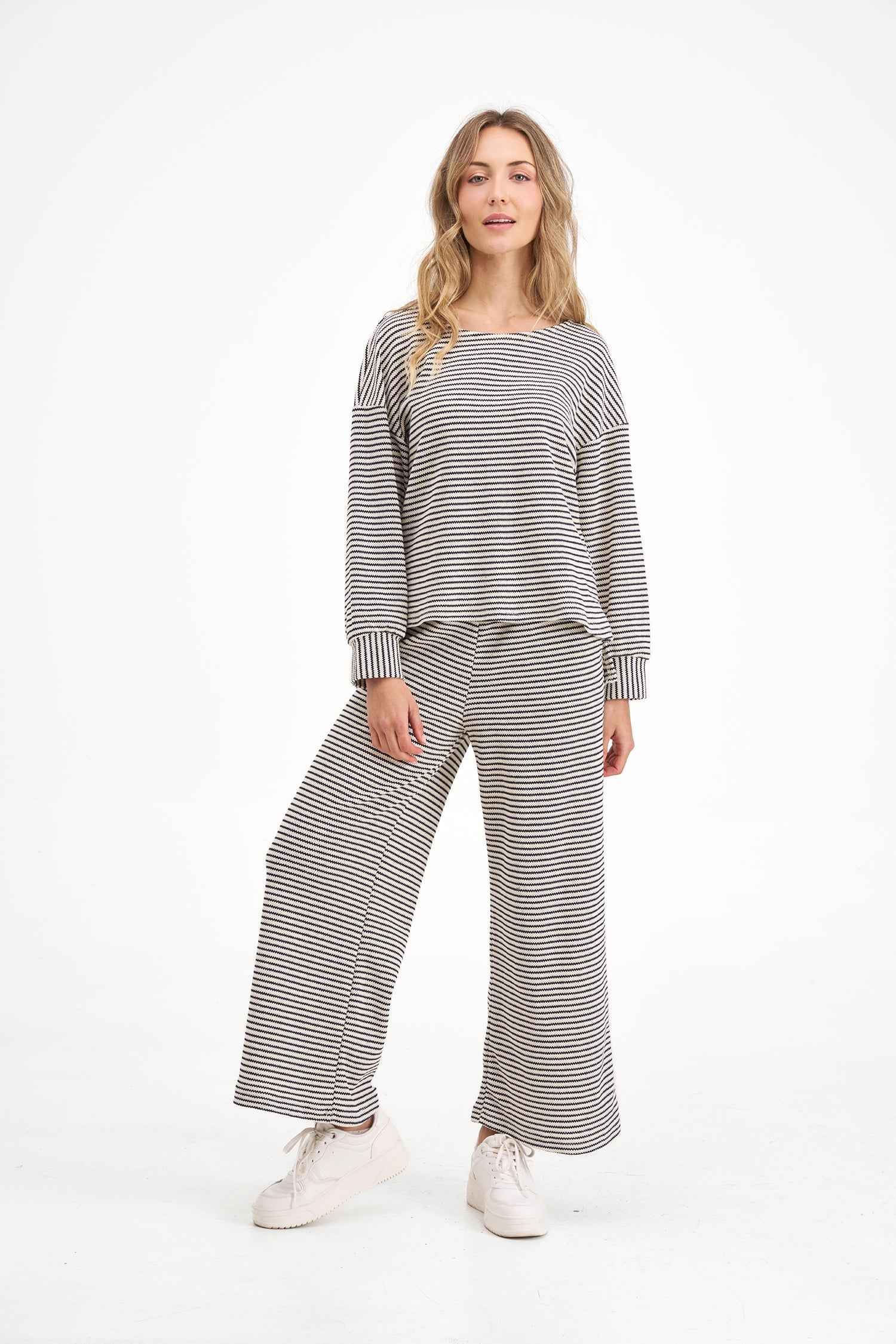 Women's Knit Sweatshirt