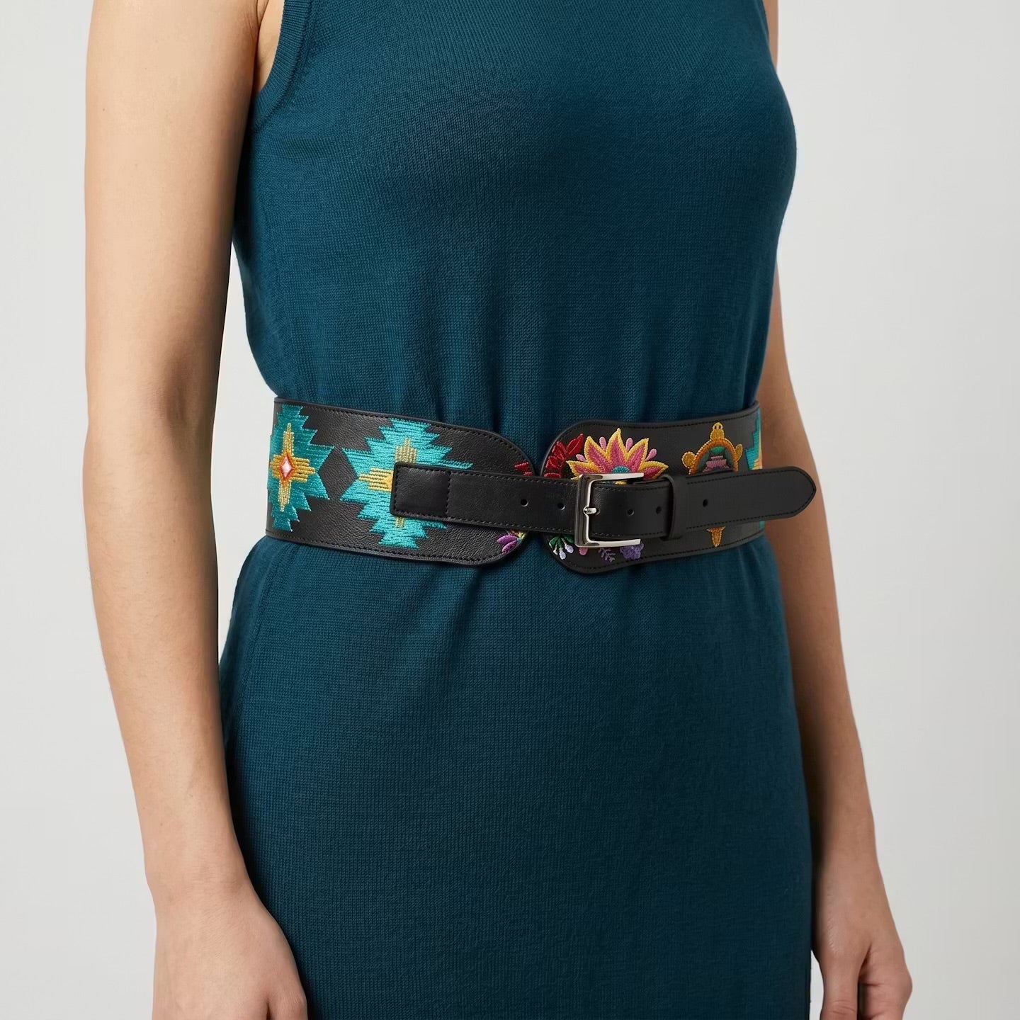 Heritage Leather Regalia  Belt (Turtle)