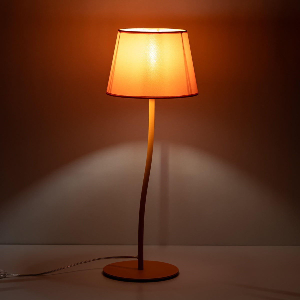 NICOLA Orange Mid-Century Modern Nachtlampe für Schlafzimmer, Wohnzimmer & Büro – Retro Akzentbeleuchtung