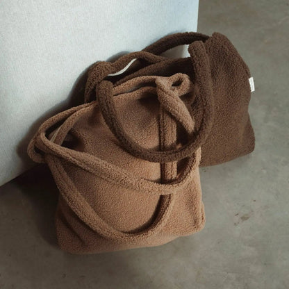 Sac fourre-tout en teddy | Doublure polar | Aimanté