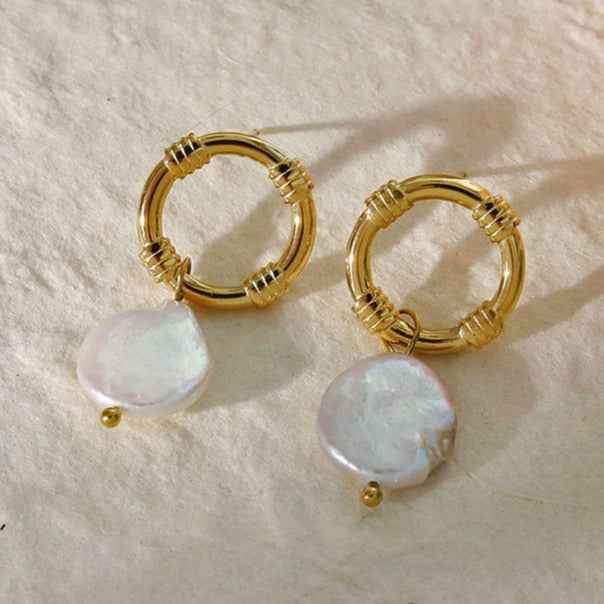 KINSLEY Natural Freshwater Pearl Earrings