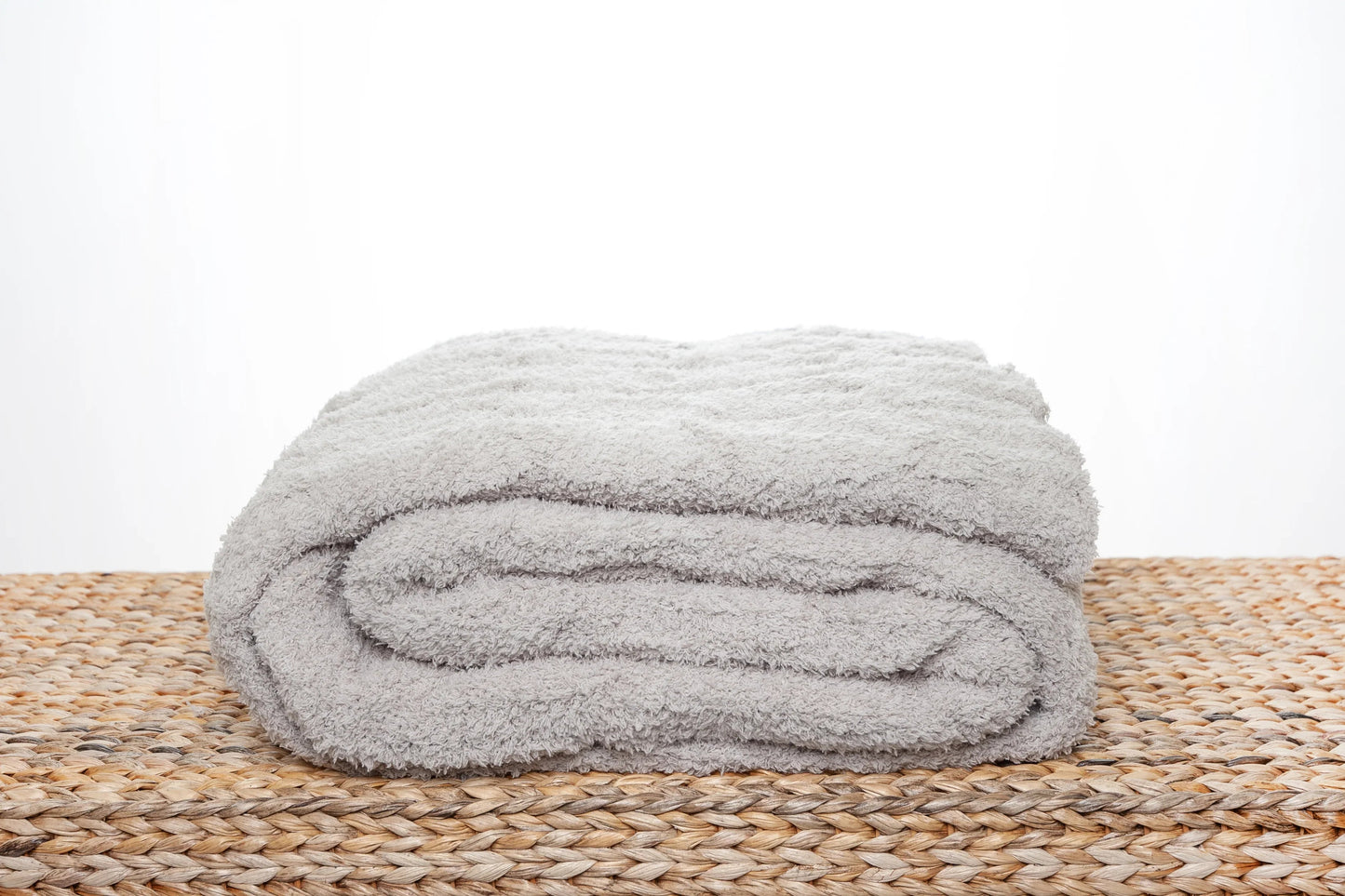 Foggy Dew Cable Knit Extended Throw