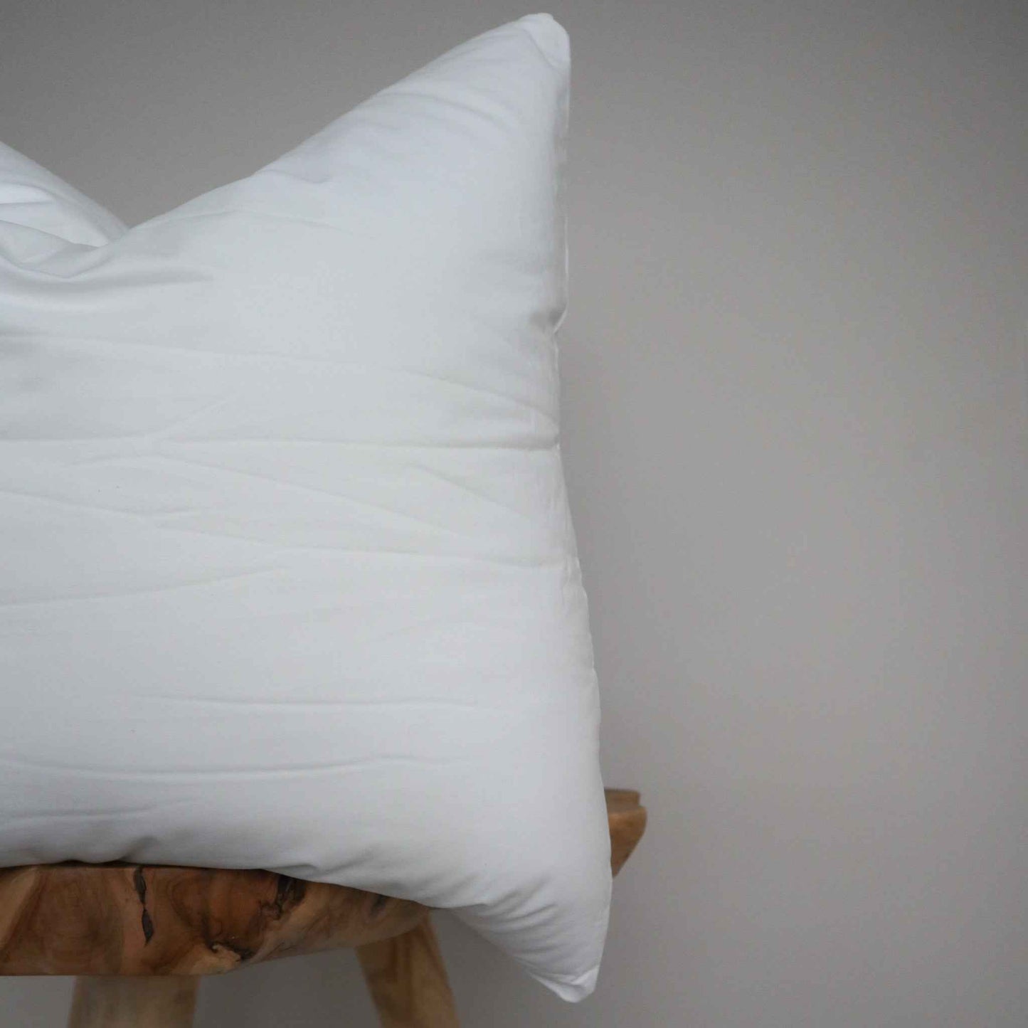 FAUX DOWN CUSHION INSERT FOR 26" X 26"