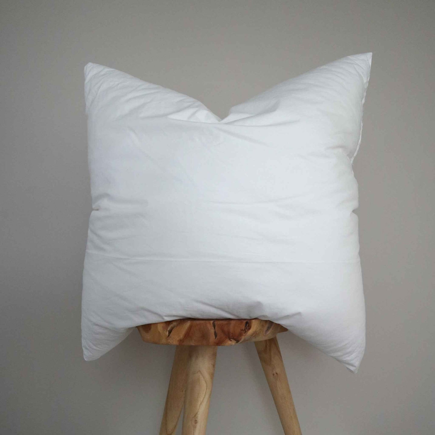 FAUX DOWN CUSHION INSERT FOR 26" X 26"