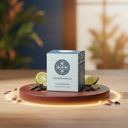 Kleine Oud-Bergamotte Duftkerze mit reinem Entspannungsduft von Aromabotanical