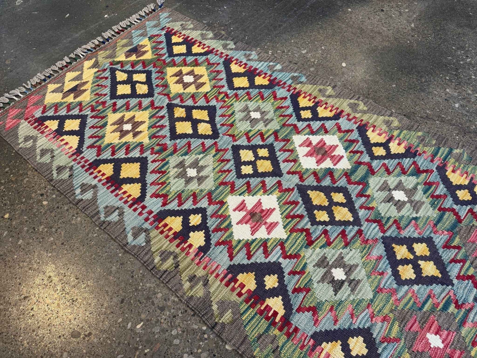 Afghan Maimana Kilim Rug | 2' 8" x 6' 3"