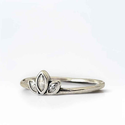 LOTUS | Bague en argent sterling 925 et zircons
