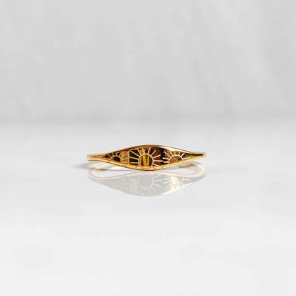 Bague dorée soleil en acier inoxydable plaqué or 18K | ASTRAÉA