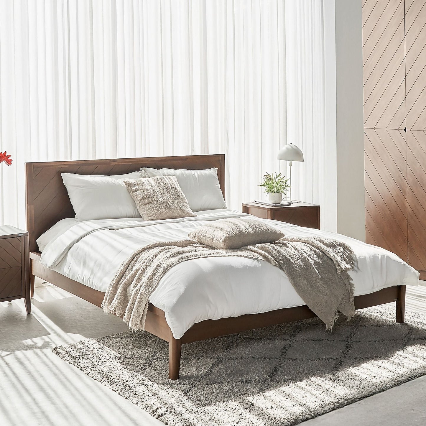 Hobro 301 Natural Acacia Wood Bed