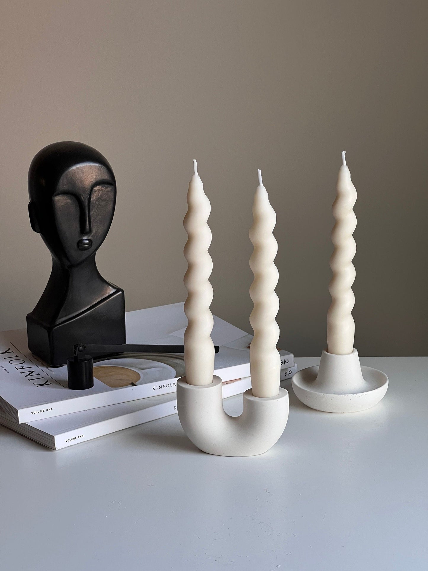 Jesmonite Doppelkerzenhalter | Moderne Hochzeit Tischdeko