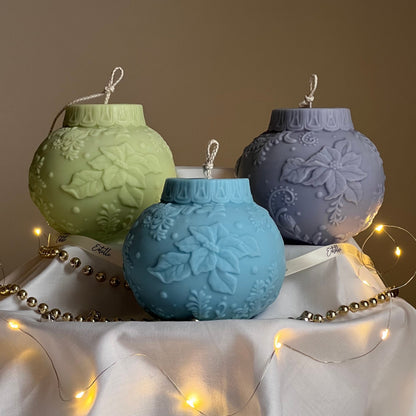 Große Weihnachtskugel-Sojakerze: Festliche handgemachte Deko