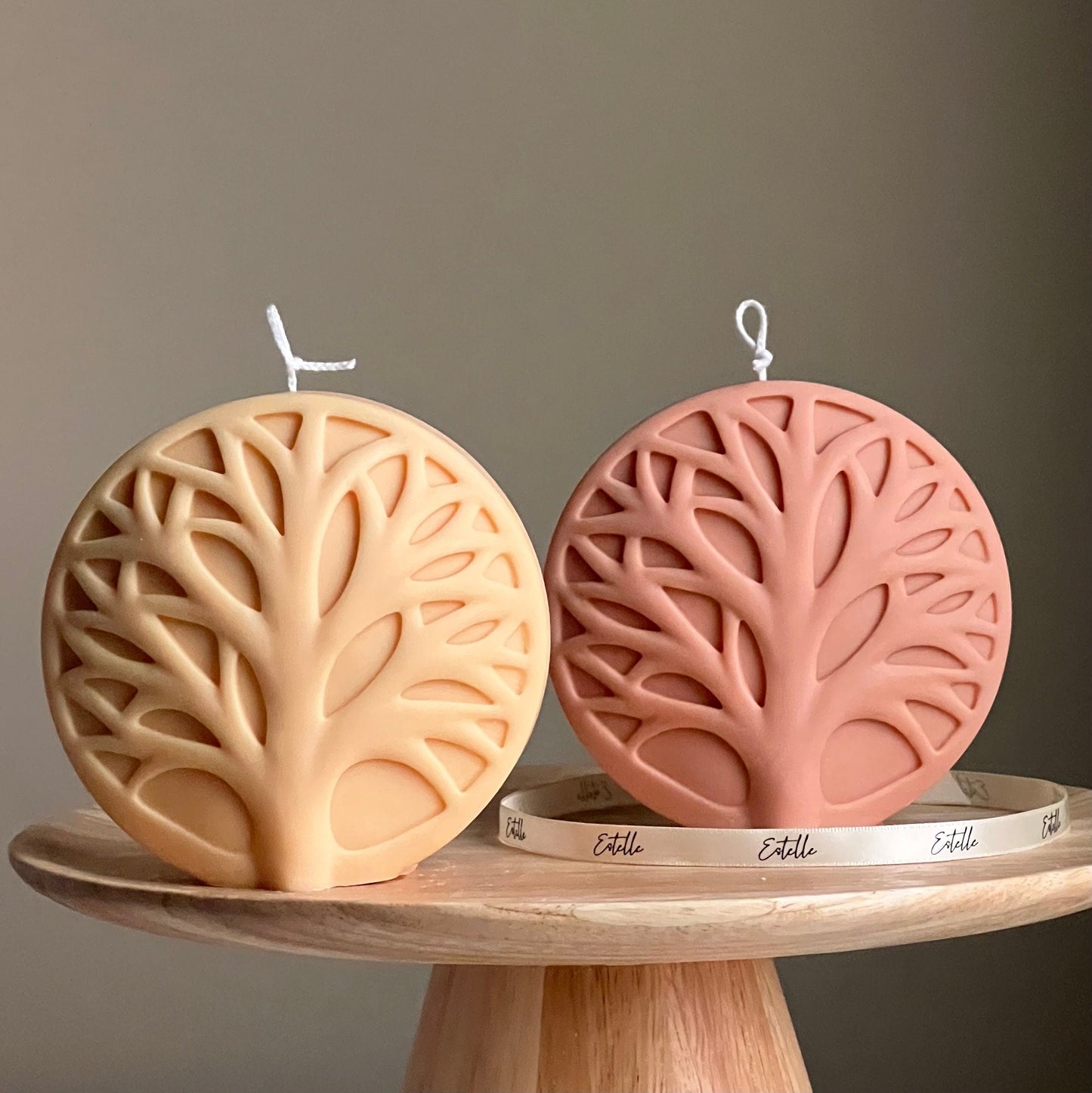 Handgemachte Runde Baum-Medallion-Kerze | Dekorative Stumpenkerze