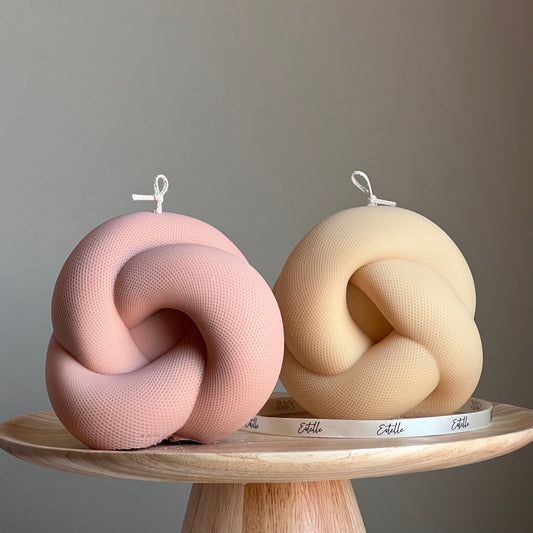 Handmade Knot Candle: Trendy Vegan Home Decor