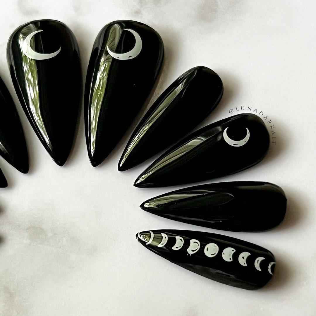The Black Witch