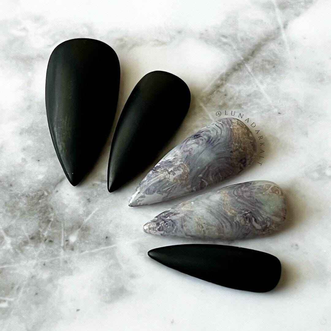 Charoite