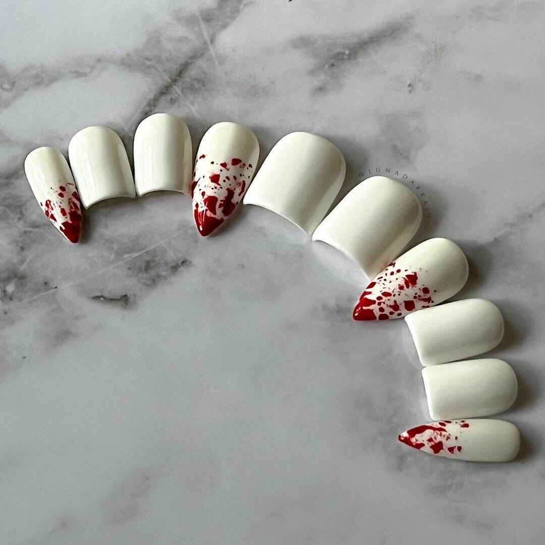 Bloody Vamp Teeth
