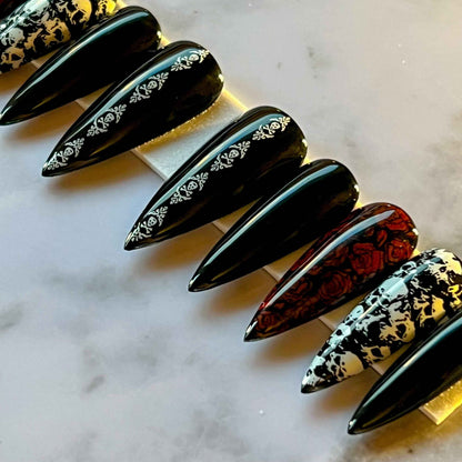 Skull and Roses
