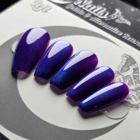 Blueberry Cat Eye