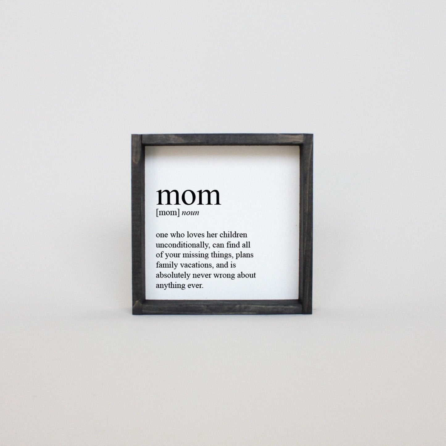 Mom Definition Wood Sign - AURABAGS SHOP