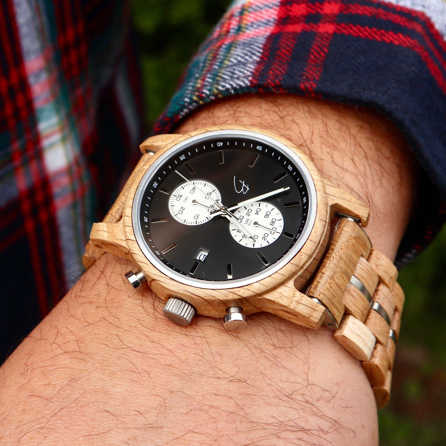 Montre Arnold en bois de baril de Whisky recyclé