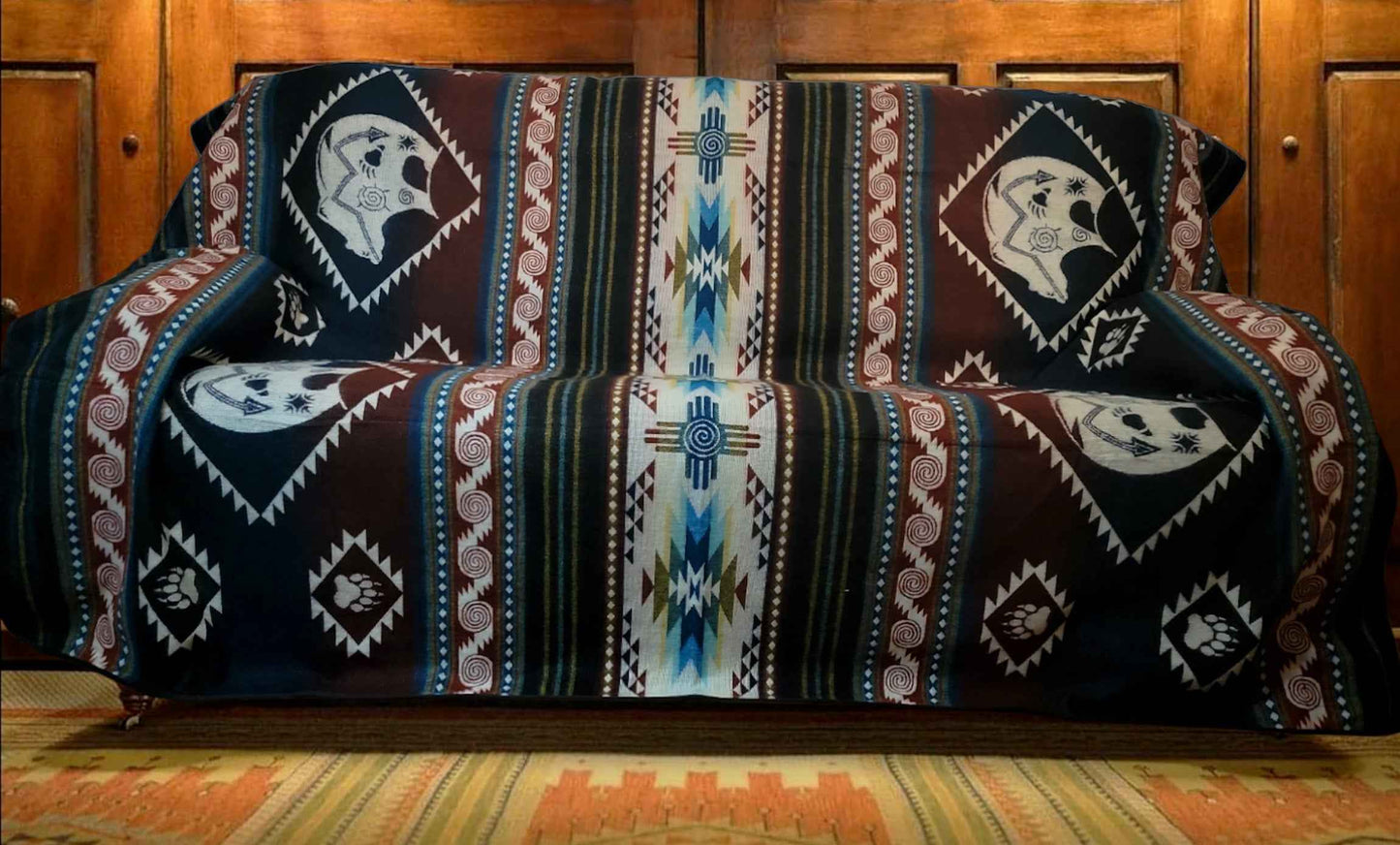 OLDTRIBES™ Bear Cubs Reversible Alpaca Blanket