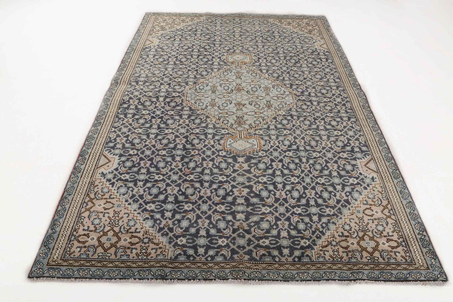Persian Ardabil Rug | 5' 7" x 8' 2"