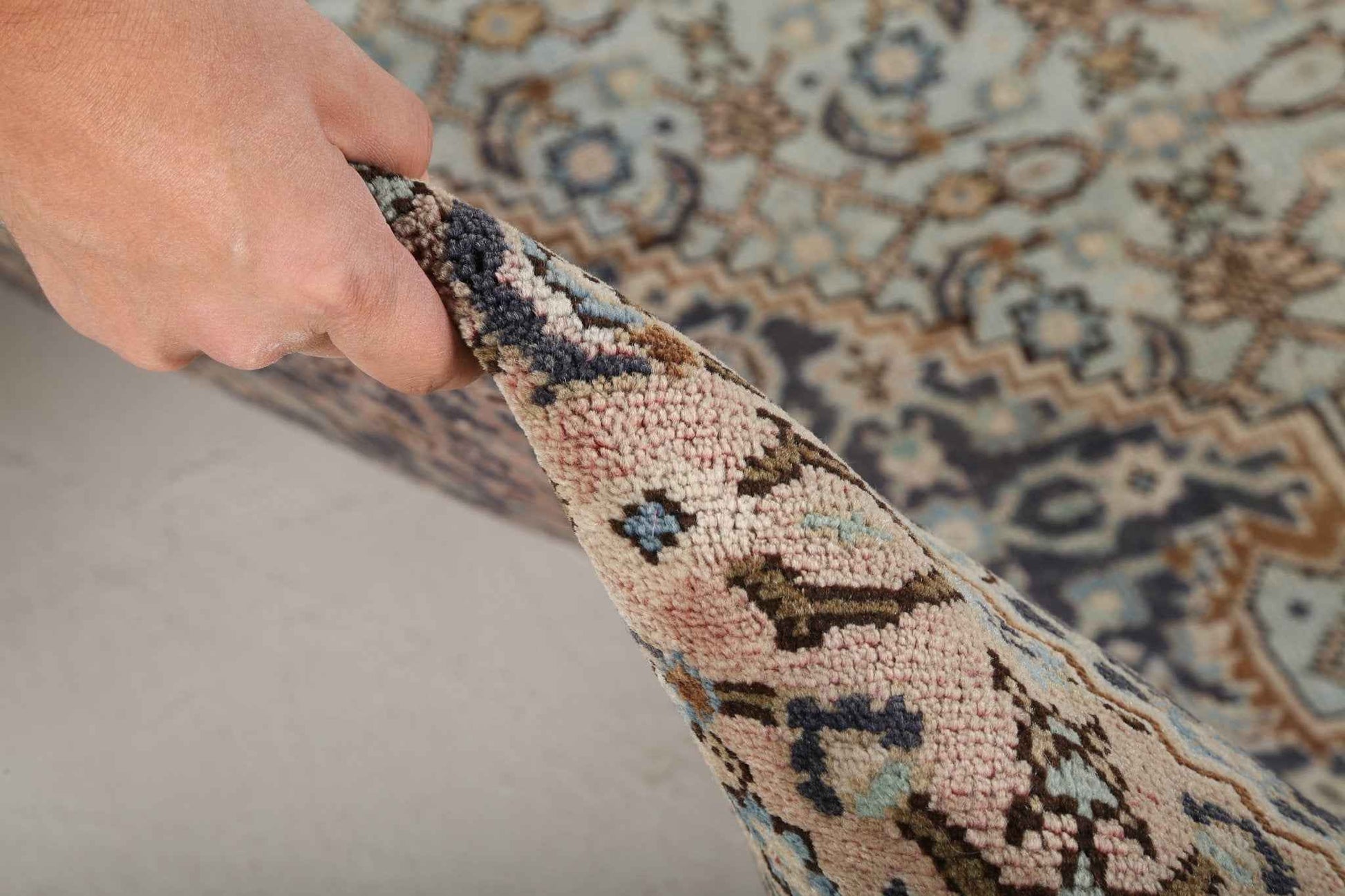 Persian Ardabil Rug | 5' 7" x 8' 2"