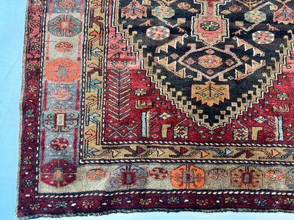 Persian Zanjan Rug | 4' 6” x 7' 9"
