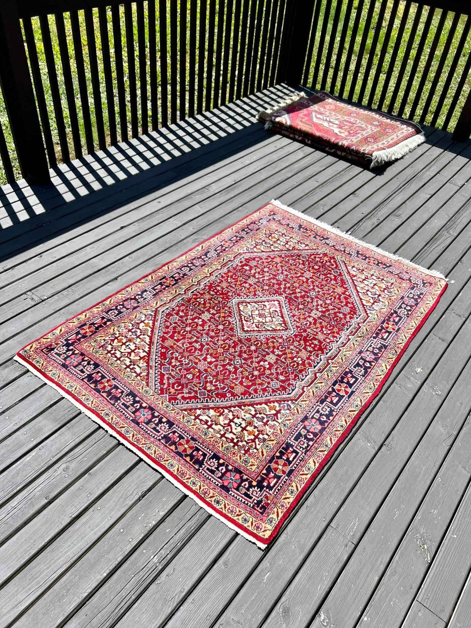 Persian Jozan Rug | 5' 3" x 3' 8"