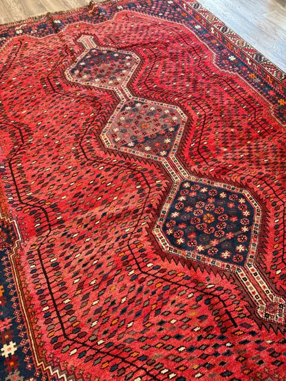 Persian Shiraz Rug | 6' 1" x 8' 6"