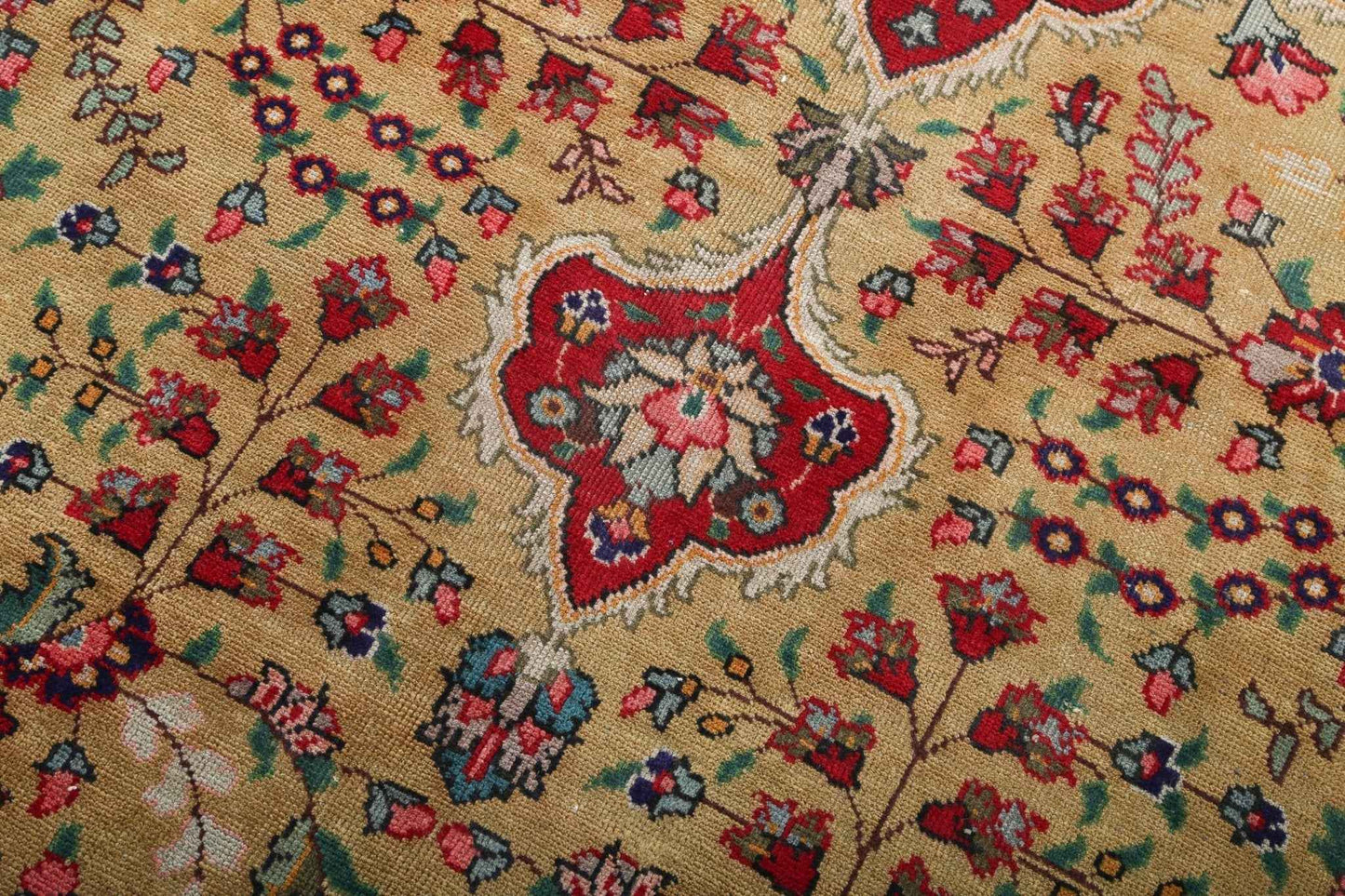 Persian Tabriz Rug | 7' 5" x 10' 8"