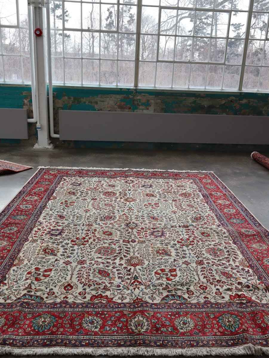 Persian Tabriz Rug | 9' 10" x 12' 10"