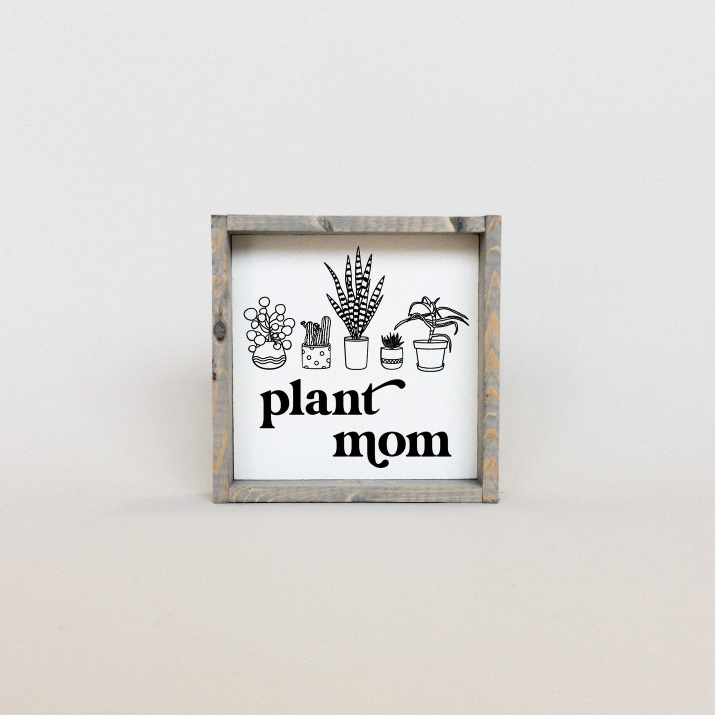 Plant Mom Wood Sign - AURABAGS SHOP