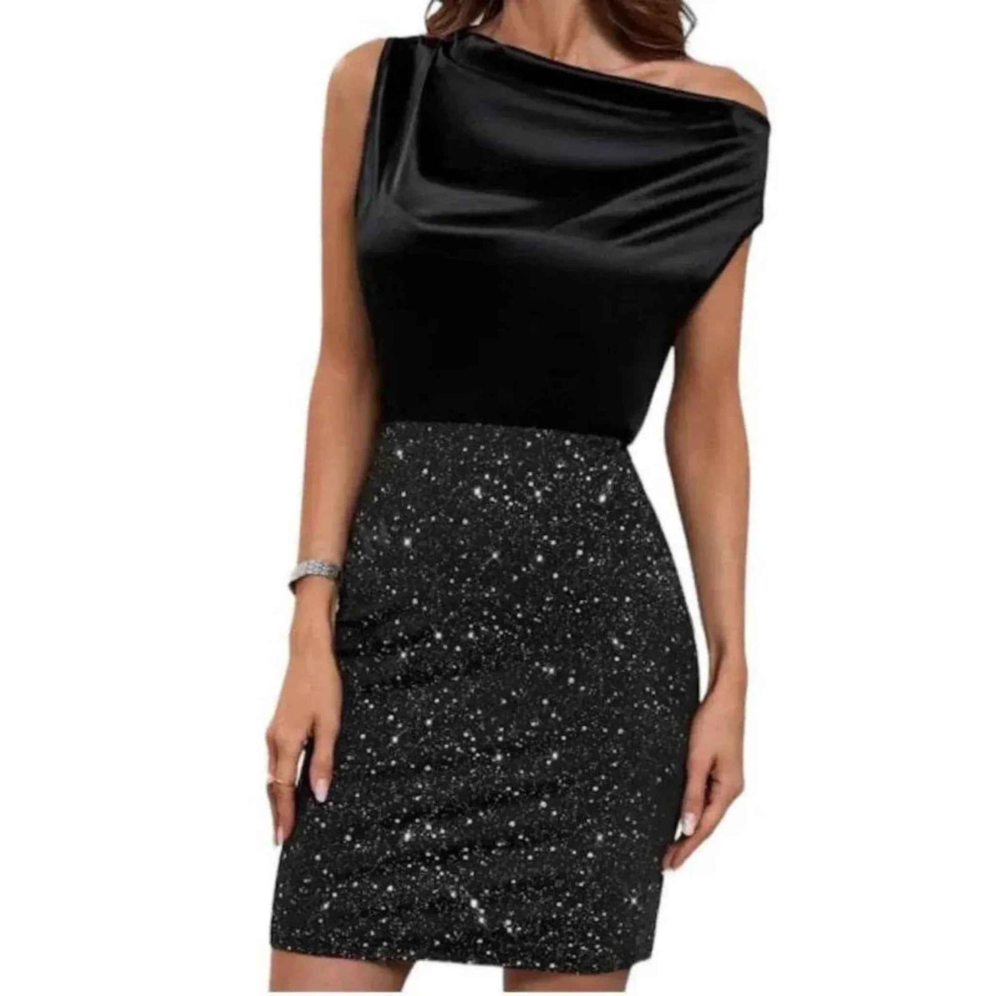Robe ajustée à encolure asymétrique