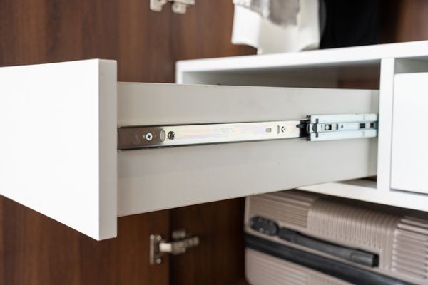 Vienna Kleiderschrank 201, 3-türig, modular